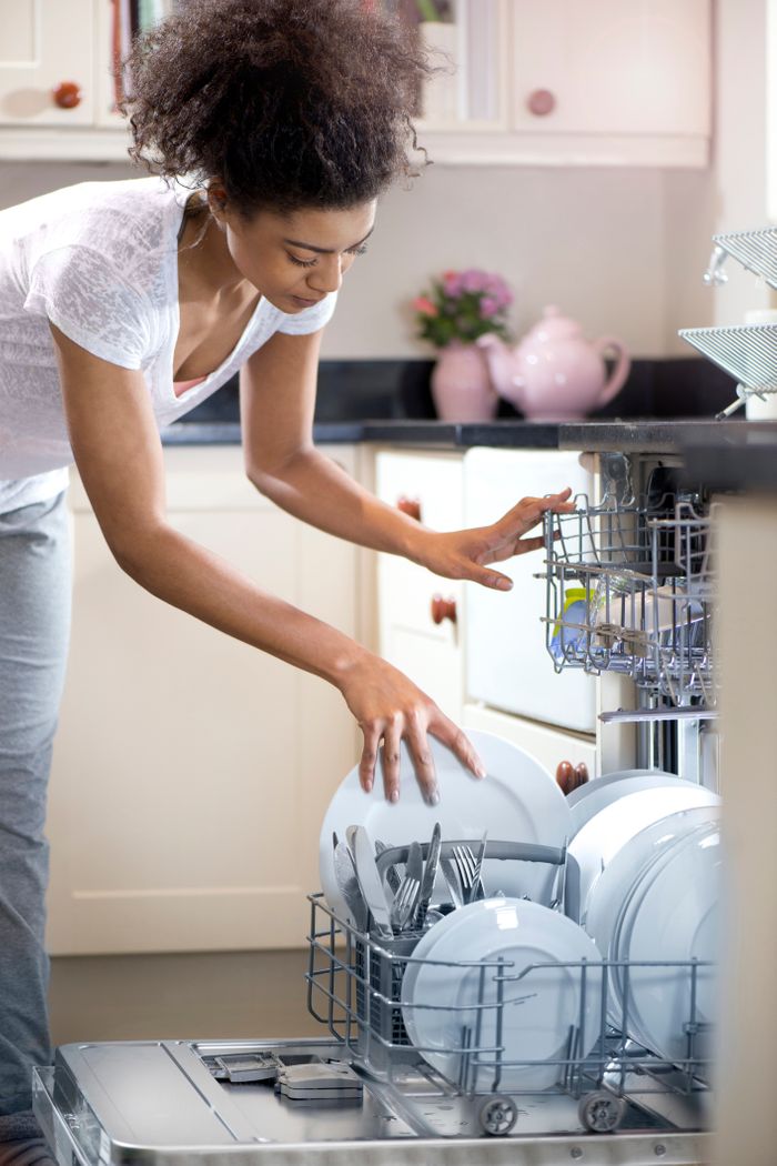 the-right-way-to-load-a-bosch-dishwasher-east-coast-appliance